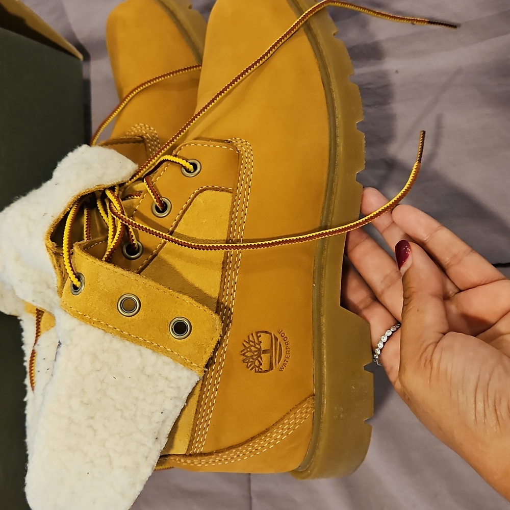 Timberland Wheat Boots - Picture 8 of 13